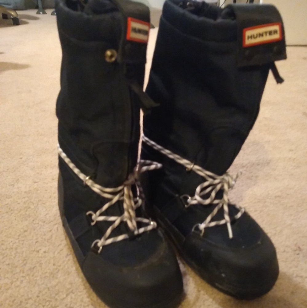 Hunter Original Quilted Snow Boots Black Moon Boots Pre-owned Size 7
